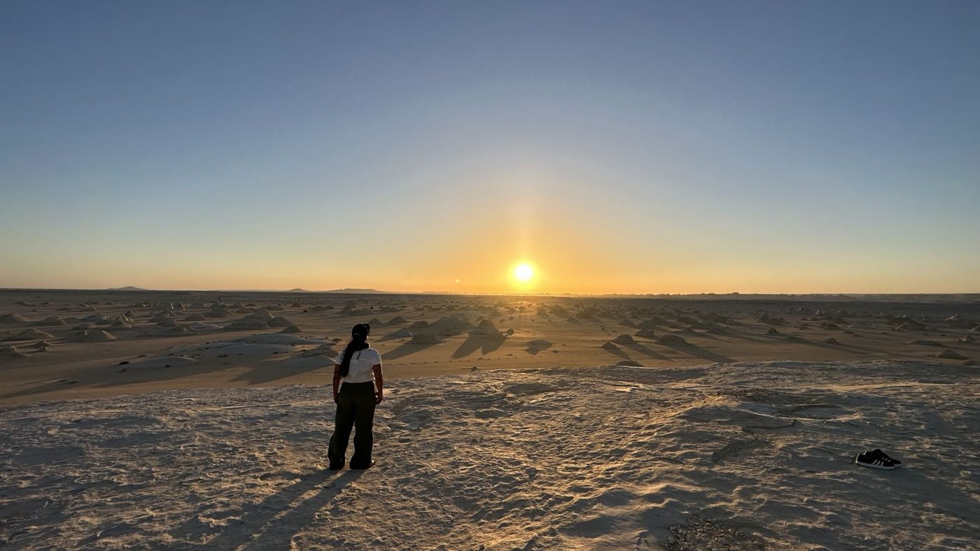 Pôr do sol no Deserto Branco