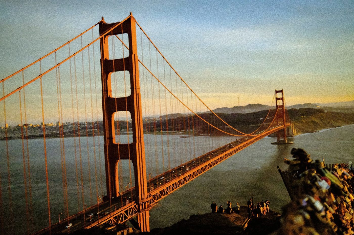Golden Gate ao entardecer