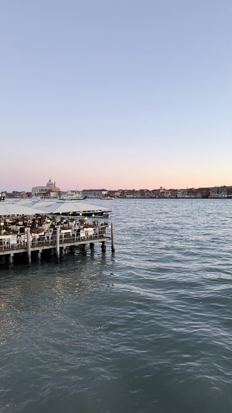 Laguna de Veneza ao entardecer