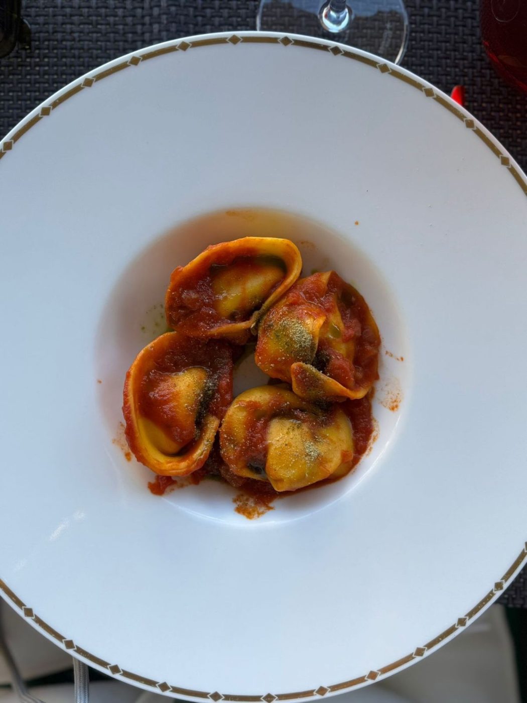 Tortellini ao sugo